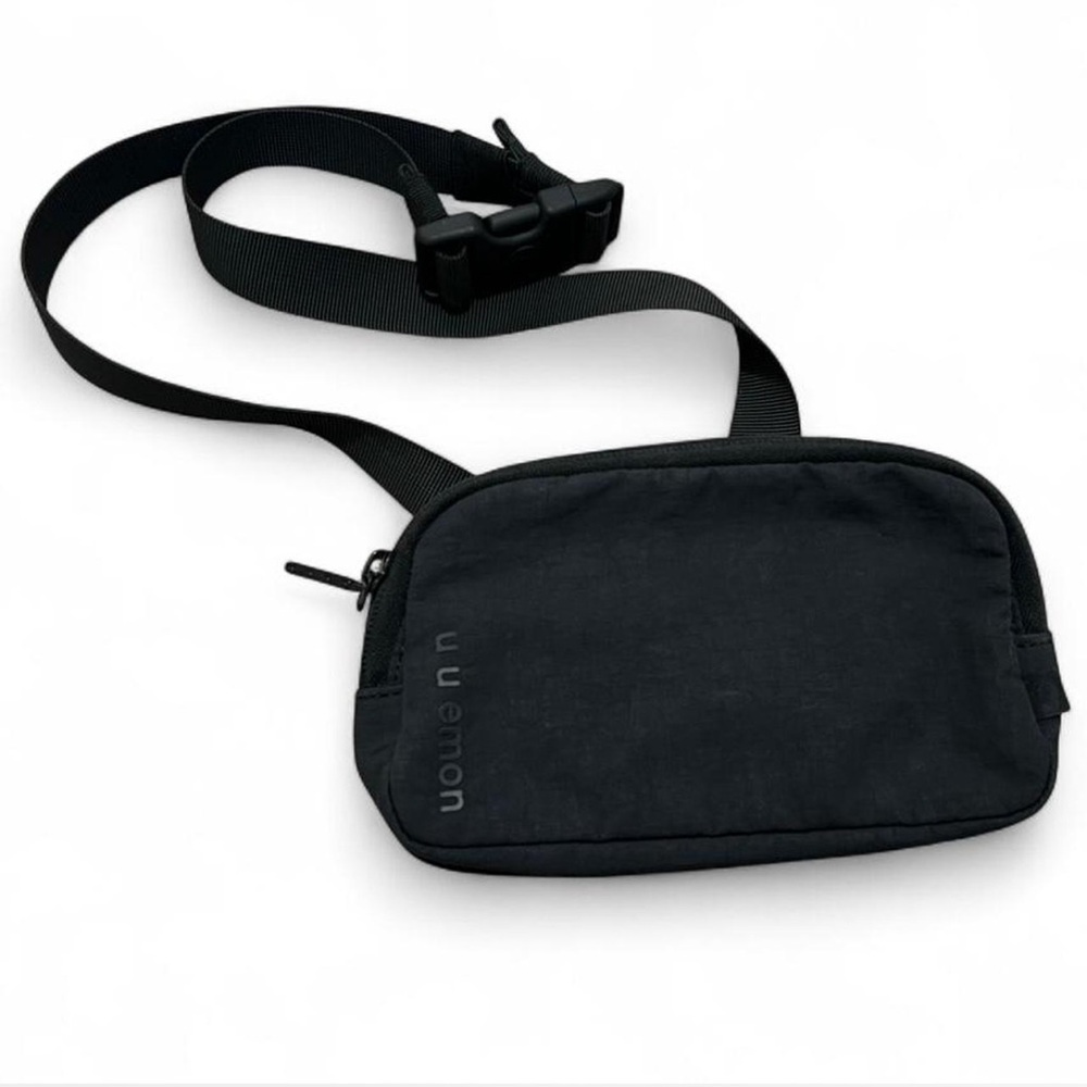lululemon athletica Black Belt Bag